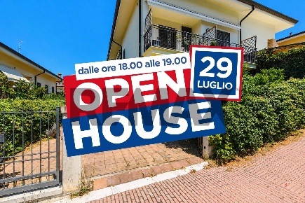 Foto Appartamento in Via Incoronata 137/C, Vasto di 186 m² con 4 locali