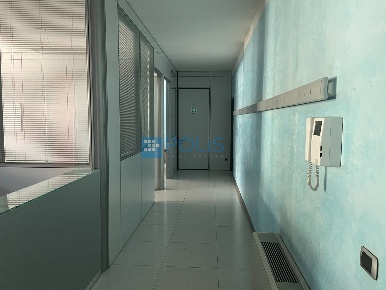 Foto Ufficio in Via San Crispino, Padova Stanga - Pio X di 120 m²