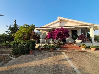 Foto Villa unifamiliare Ragusa Donnafugata - Punta Braccetto di 135 m²