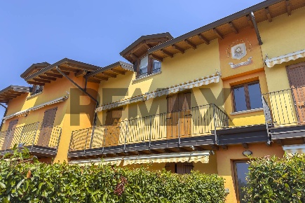 Foto Appartamento in Via Adamello 23/a, Almenno San Salvatore di 149 m²