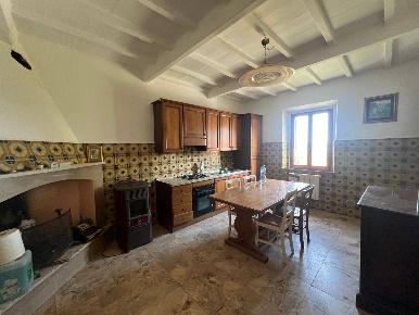 Foto Casa indipendente in via di pian del pruno 1, Chianni di 230 m²