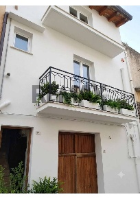 Foto Casa indipendente in Via Gorgo 15-17, San Giuseppe Jato Centro