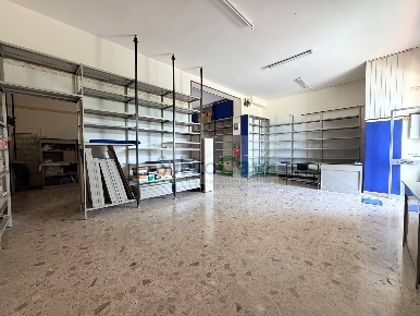 Foto Magazzino in Via Lago Di Scanno 9, San Giovanni Teatino Sambuceto