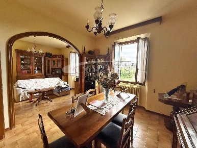 Foto Appartamento a Sansepolcro di 160 m² con 7 locali in vendita