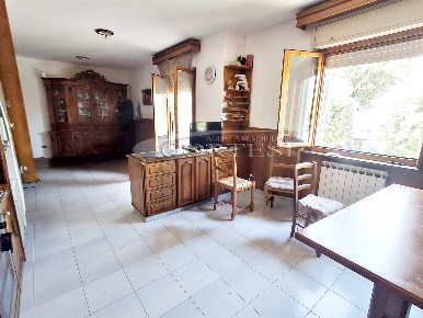 Foto Appartamento a Perugia di 110 m² con 4 locali in vendita