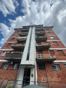Foto Appartamento in Via Statuto 41, Gallarate Cedrate di 118 m² in vendita