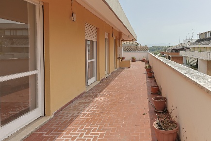 Foto Appartamento in Cerreto Guidi, Roma Magliana di 100 m² con 4 locali