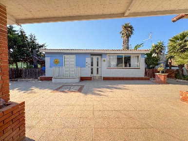 Foto Villa unifamiliare in Via Maucini, Portopalo di Capo Passero di 100 m²