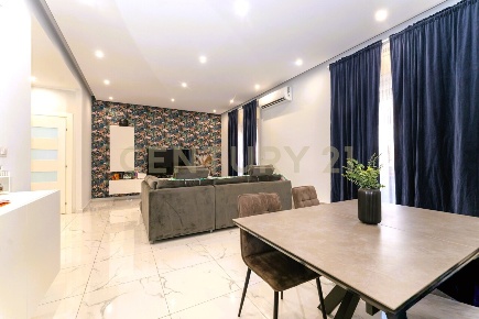 Foto Appartamento in Via Alfredo Rampi 24, Aci Catena Corso Italia - Europa