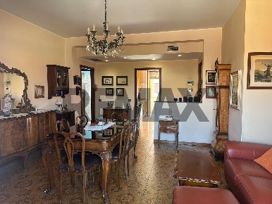 Foto Appartamento in VIA BONVICINO 32, Legnano Legnarello di 97 m²