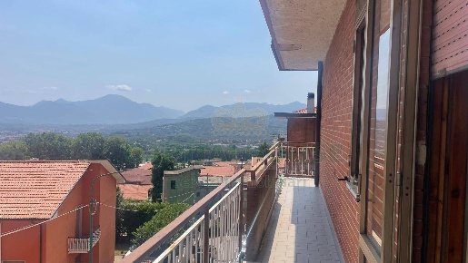 Foto Appartamento a Mercogliano di 100 m² con 3 locali in vendita