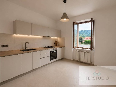 Foto Appartamento in Via Valmora 54, Pontida Centro di 100 m² con 3 locali