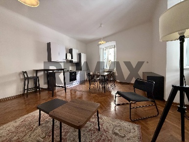 Foto Appartamento in via parini 5, Trieste di 101 m² con 3 locali