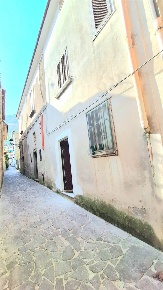 Foto Appartamento a Roccapiemonte Centro di 100 m² con 3 locali in vendita