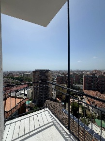 Foto Appartamento in VIA CLUADIO CLAUDIANO 8, Catania di 93 m² con 4 locali
