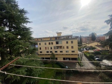 Foto Appartamento a Scandicci Centro di 89 m² con 4 locali in vendita