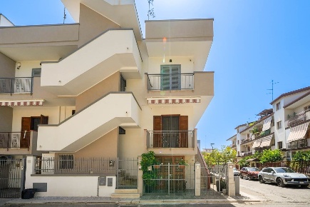 Foto Appartamento in Via de Ceglie Dr. Vito  32, Palo del Colle Centro