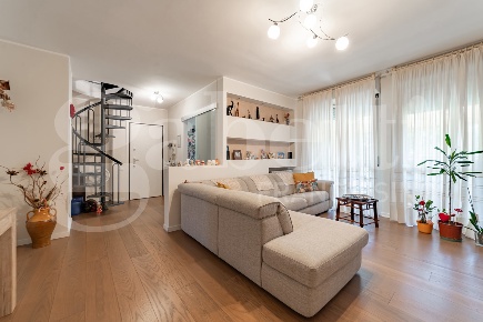 Foto Appartamento in Via Puccini 10, Zibido San Giacomo Centro di 102 m²