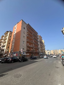Foto Appartamento in Via Giovan Battista Lulli 11, Palermo Malaspina