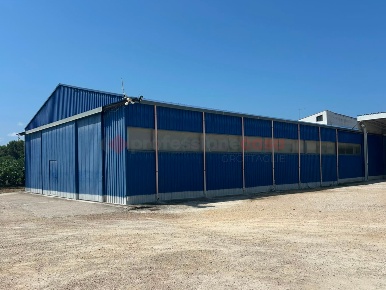 Foto Laboratorio in Via Silvio Pellico 18, Monteiasi di 660 m² con 1 locali