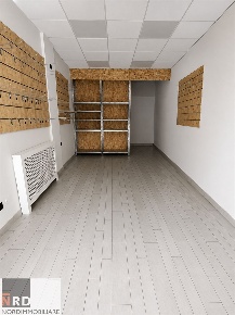 Foto Negozio in Don Sturzo, Mantova Valletta Paiolo di 30 m² con 1 locali