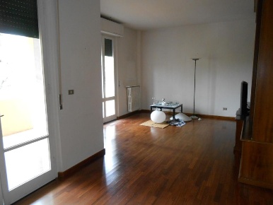 Foto Appartamento in dante da castiglione, Firenze di 100 m² con 5 locali