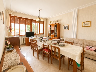 Foto Appartamento a Jesi di 120 m² in vendita
