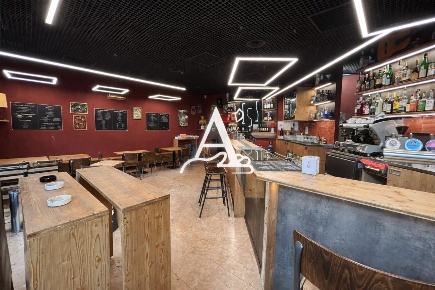 Foto Bar a Verona Veronetta di 100 m² con 2 locali in vendita