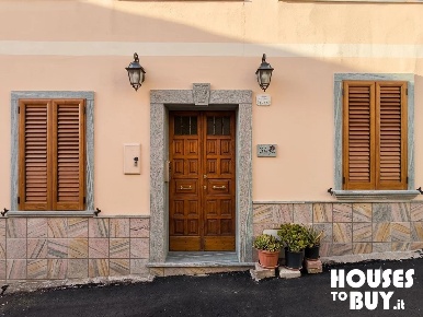 Foto Casa indipendente in Via Roma 34, Banari con 5 locali in vendita