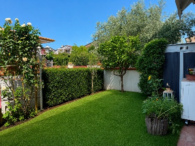 Foto Appartamento a Viareggio Torre del Lago di 55 m² con 4 locali
