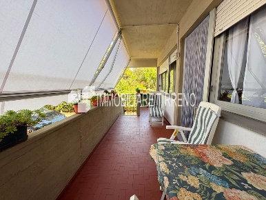Foto Appartamento a Massa Marina di Massa Centro di 78 m² con 3 locali