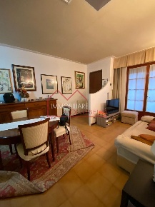Foto Villa a schiera a Viareggio di 120 m² con 6 locali in vendita