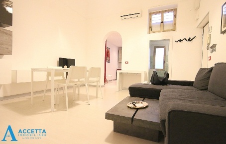 Foto Appartamento in Via Regina Elena 73, Taranto Borgo di 60 m² in affitto