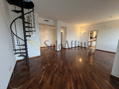 Foto Appartamento in Via Guglielmo Oberdan 6, Pavia Centro Storico