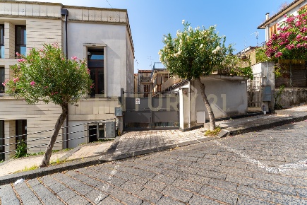 Foto Casa indipendente in Via Monte Grappa 8, Zafferana Etnea Centro