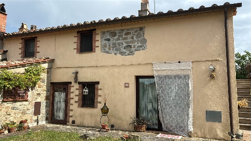 Foto Appartamento a Scansano Murci di 100 m² con 6 locali in vendita