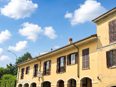 Foto Appartamento a Arona Centro di 120 m² con 3 locali in vendita