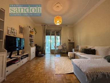 Foto Appartamento in Piazza S. Eusebio, Vercelli Centro di 95 m² in vendita
