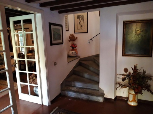 casa indipendente in vendita a Carrara