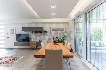 Foto Case semi ndipendenti in Via rimembranza 52, Ragusa di 205 m²