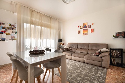 Foto Appartamento in Via Delle Agavi 68, Pisa Tirrenia di 105 m² in vendita