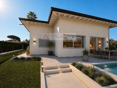 Foto Villa unifamiliare a Pietrasanta di 330 m² con 10 locali in vendita