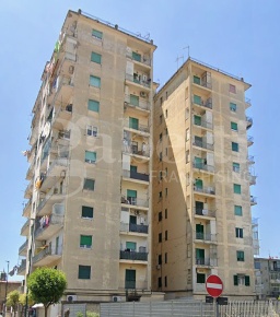 Foto Appartamento in Via Pecchia 92, Arzano di 80 m² con 2 locali