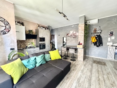 Foto Appartamento in Via Panealbo 63, Grugliasco Centro di 58 m² in vendita