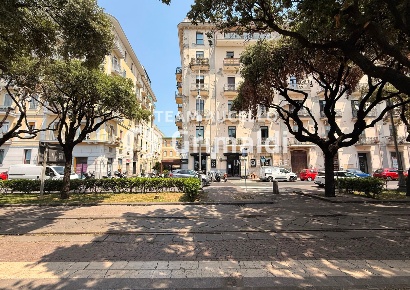 Foto Appartamento in Corso Giuseppe Garibaldi 167, Salerno Centro di 273 m²