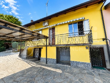 Foto Casa indipendente in Almese, Alpignano di 120 m² con 4 locali