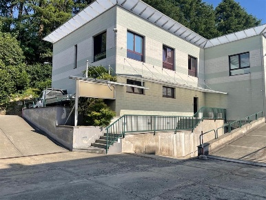Foto Ufficio in Via Stendhal, Varese Bosto di 100 m² con 2 locali