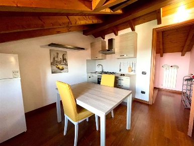 Foto Mansarde in Via Morazzone, Gazzada Schianno Centro di 45 m² in affitto