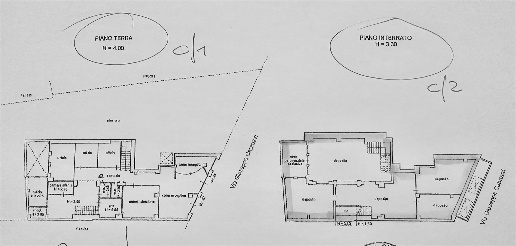 Foto Locale commerciale a Bari di 360 m² con 15 locali in vendita