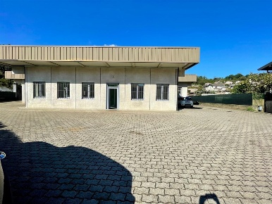 Foto Capannone industriale in Via Bruno  Jamoretti, Induno Olona di 600 m²